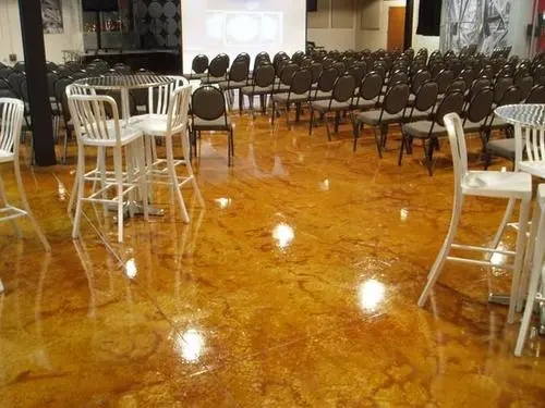 琥珀地板怎么樣?琥珀漆施工視頻